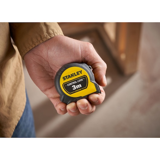 STANLEY Control lock tape measure