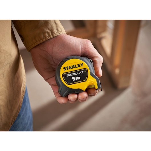 STANLEY Control lock tape measure