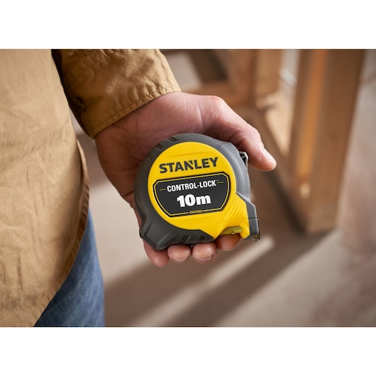 STANLEY Control lock tape measure