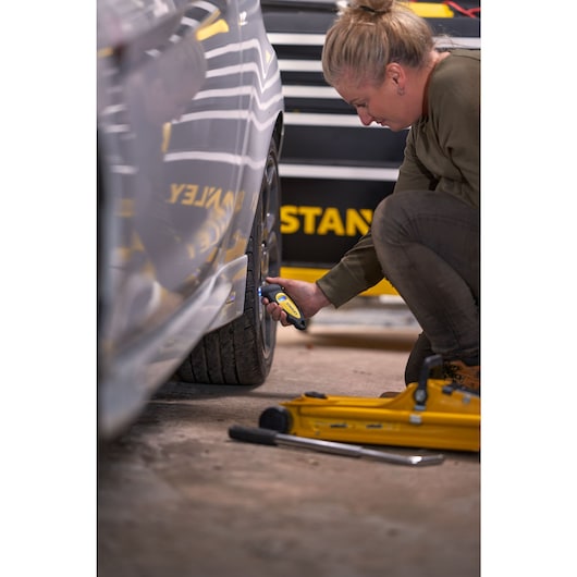 STANLEY® Digital Tyre Pressure Gauge