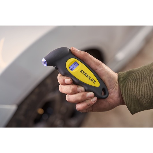 STANLEY® Digital Tyre Pressure Gauge