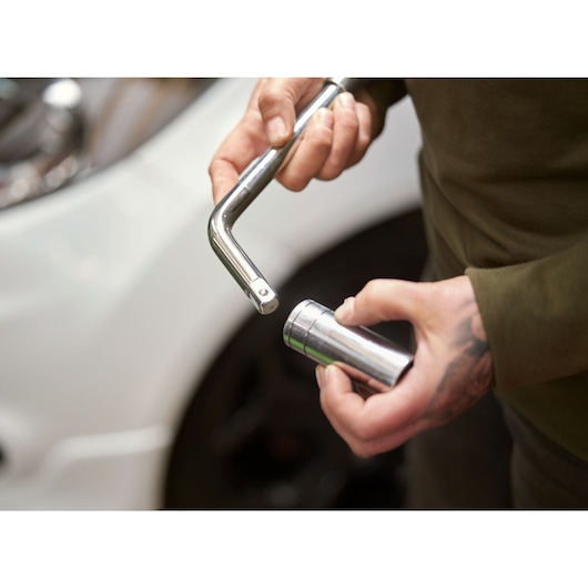 STANLEY® Telescopic Wheel Wrench