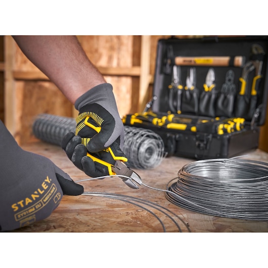 STANLEY® 119 pcs Maintenance Suitcase