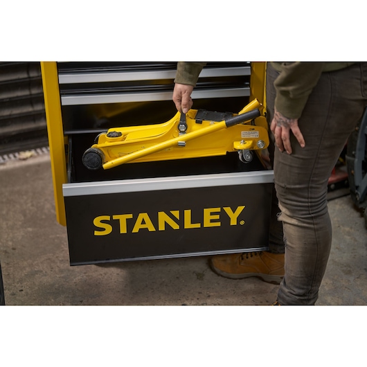 STANLEY® Floor Jack (2 Tonne Capacity)