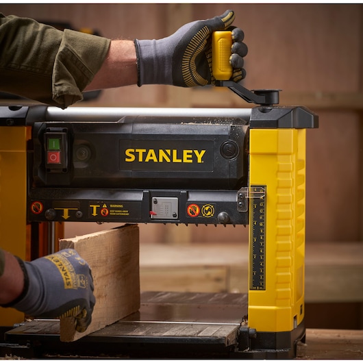 STANLEY® 1800W AC Corded Thickness Planer 