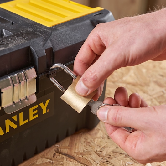 STANLEY 16 in. Essential Tool Box with Metal Latches