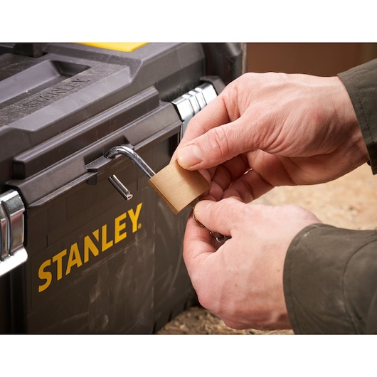 BOITE A OUTILS METAL GRAND VOLUME 50 CM Stanley STST1-75508