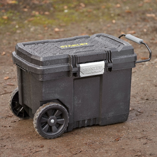 STANLEY One-Touch Latch Mobile Chest