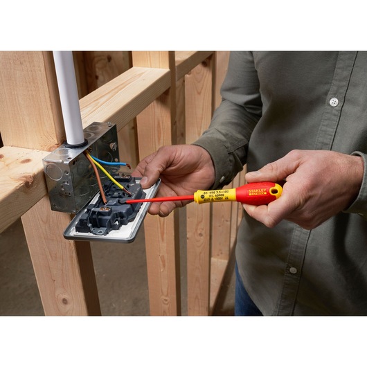 STANLEY® 5 Piece Slim VDE Screwdrivers (PH)