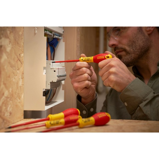 STANLEY® 5 Piece Slim VDE Screwdrivers (PH)
