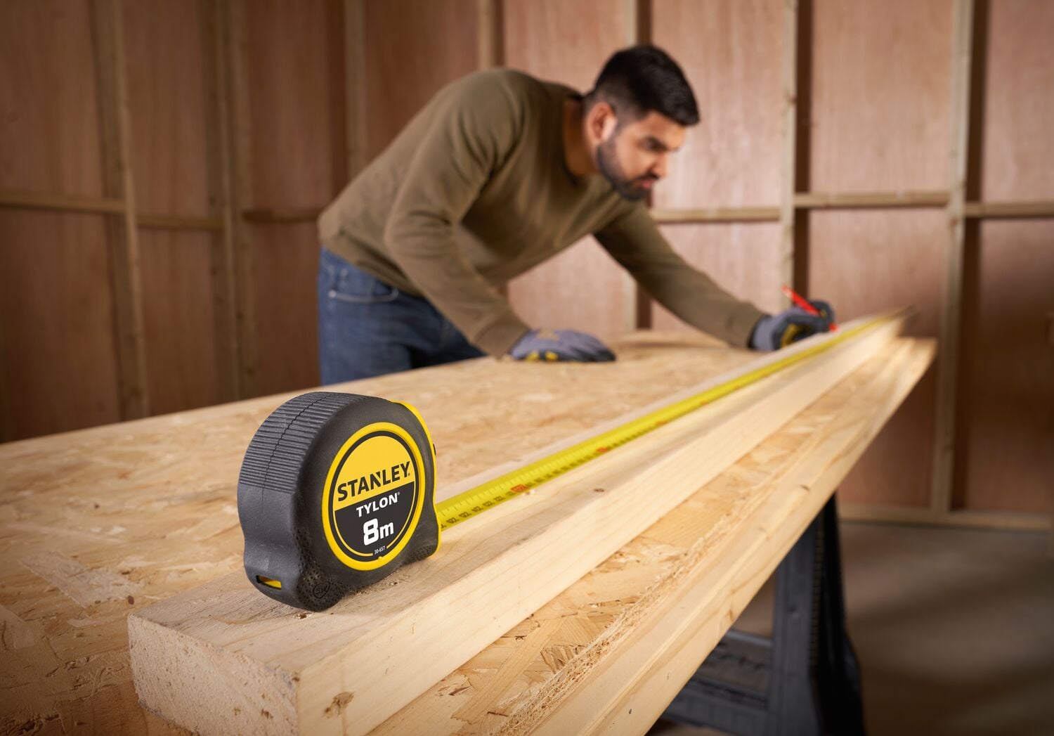 STANLEY® Tylon™ 8M (25mm wide) Tape Measure