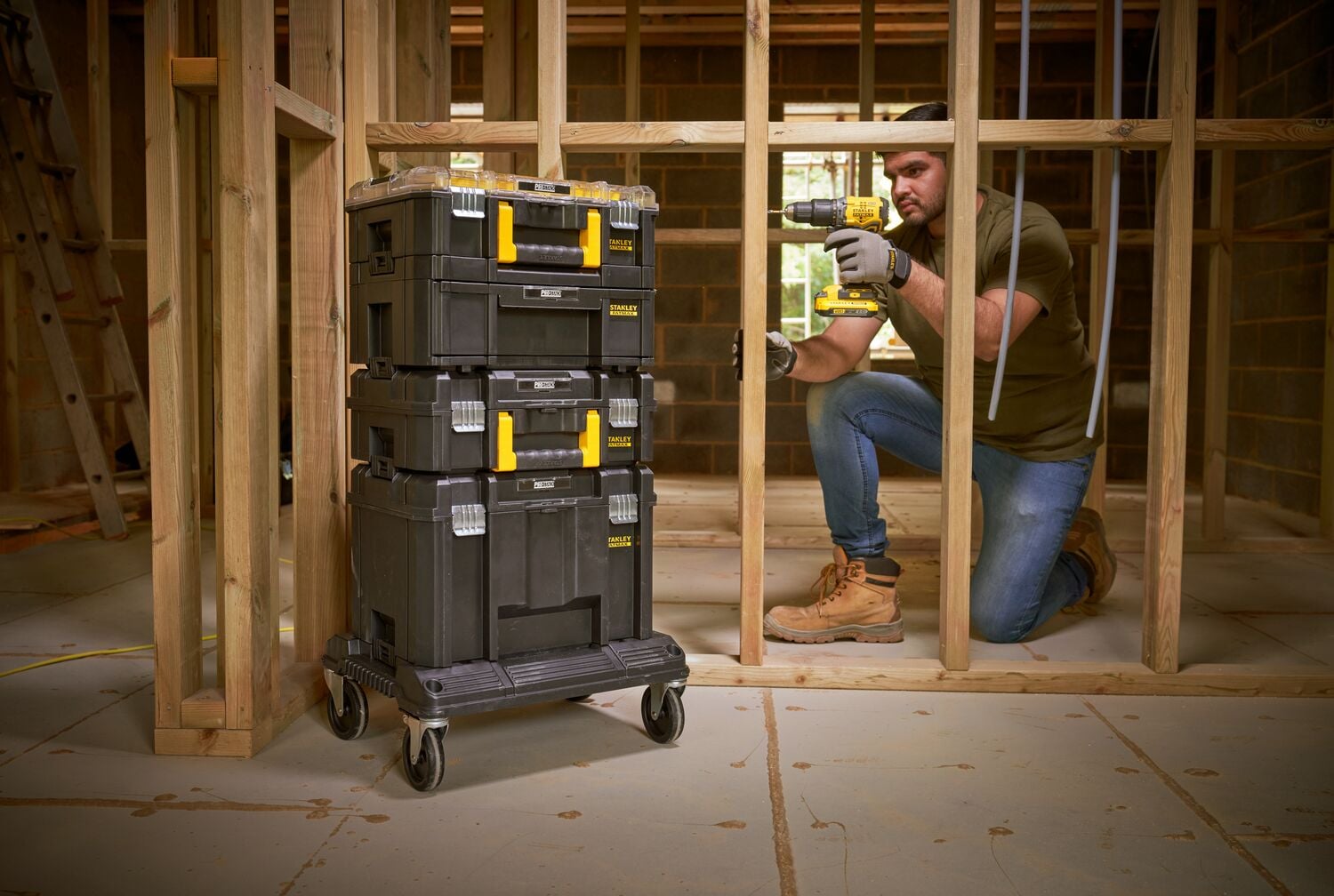 STANLEY® FATMAX® PRO-STACK™ Tower Application Shot