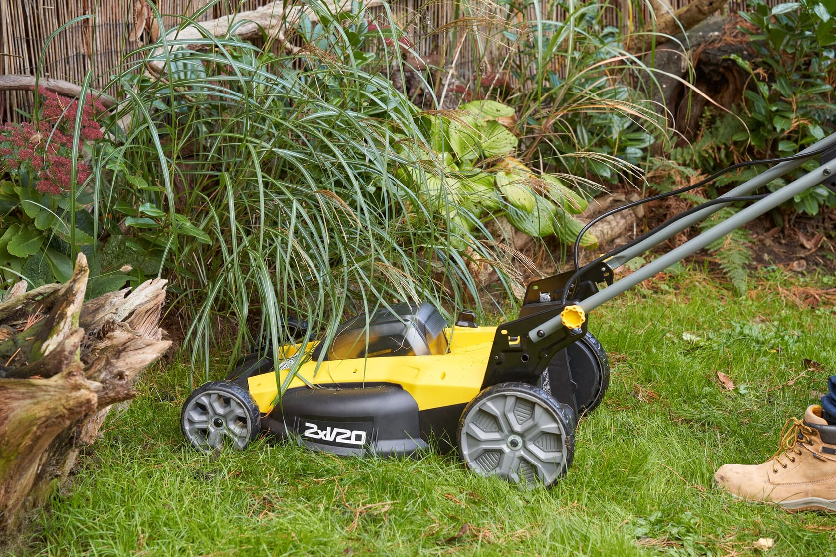 18V STANLEY® FATMAX® V20 51cm Self-propelled Mower (Bare Unit)